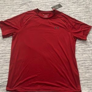 NWT Men’s Under Armour shirt